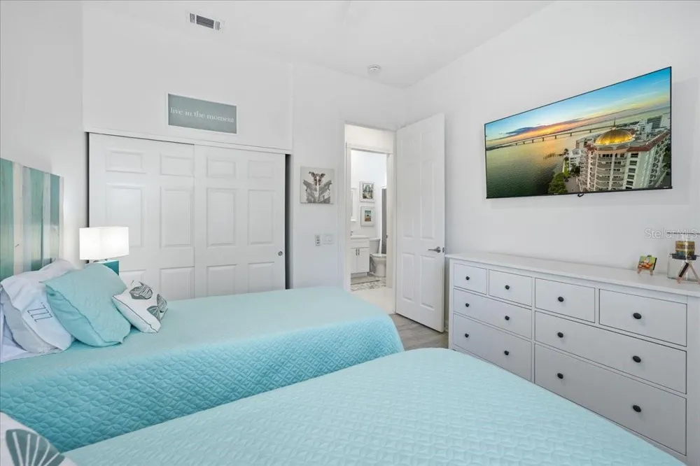 5735 FERRARA DRIVE Sarasota, FL 34238