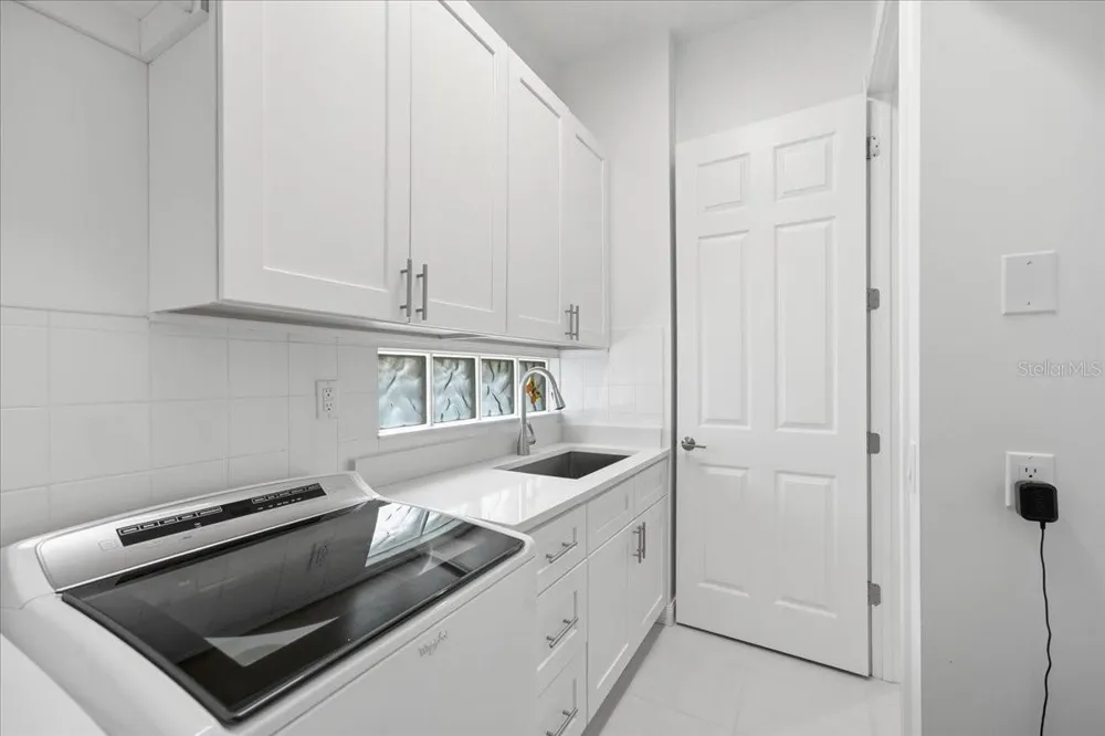 5735 FERRARA DRIVE Sarasota, FL 34238