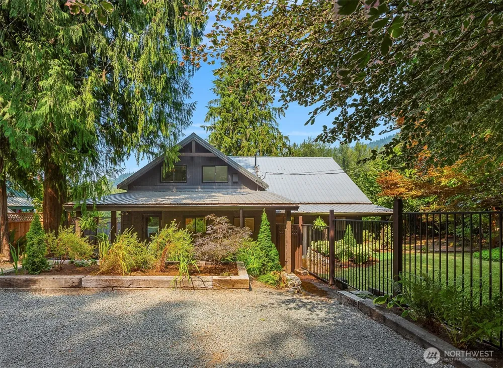 51833 217th Place SE Index, WA 98256