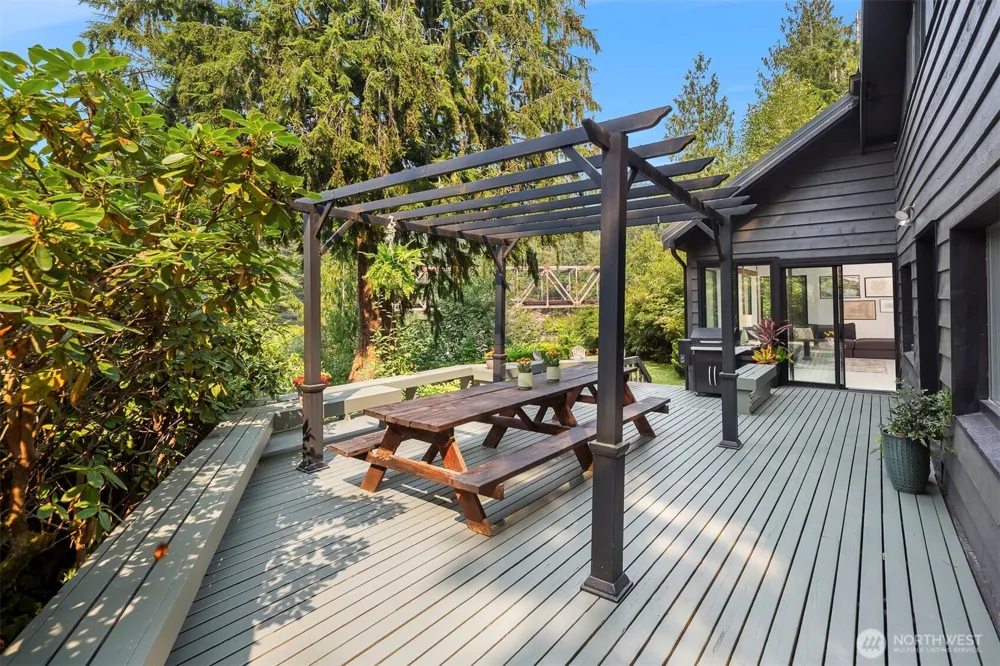 51833 217th Place SE Index, WA 98256