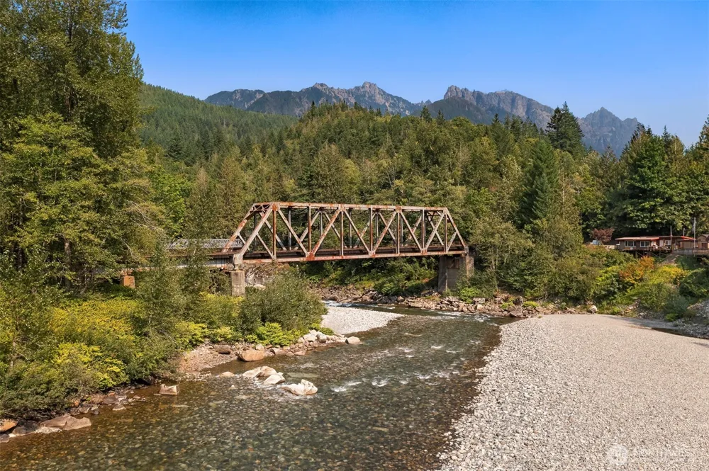 51833 217th Place SE Index, WA 98256