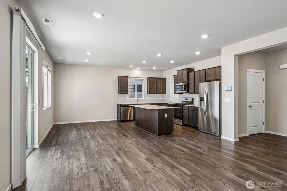 18910 Liberty Ridge Lane E Puyallup, WA 98374