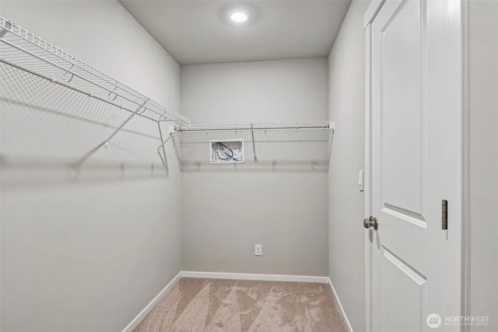 18910 Liberty Ridge Lane E Puyallup, WA 98374