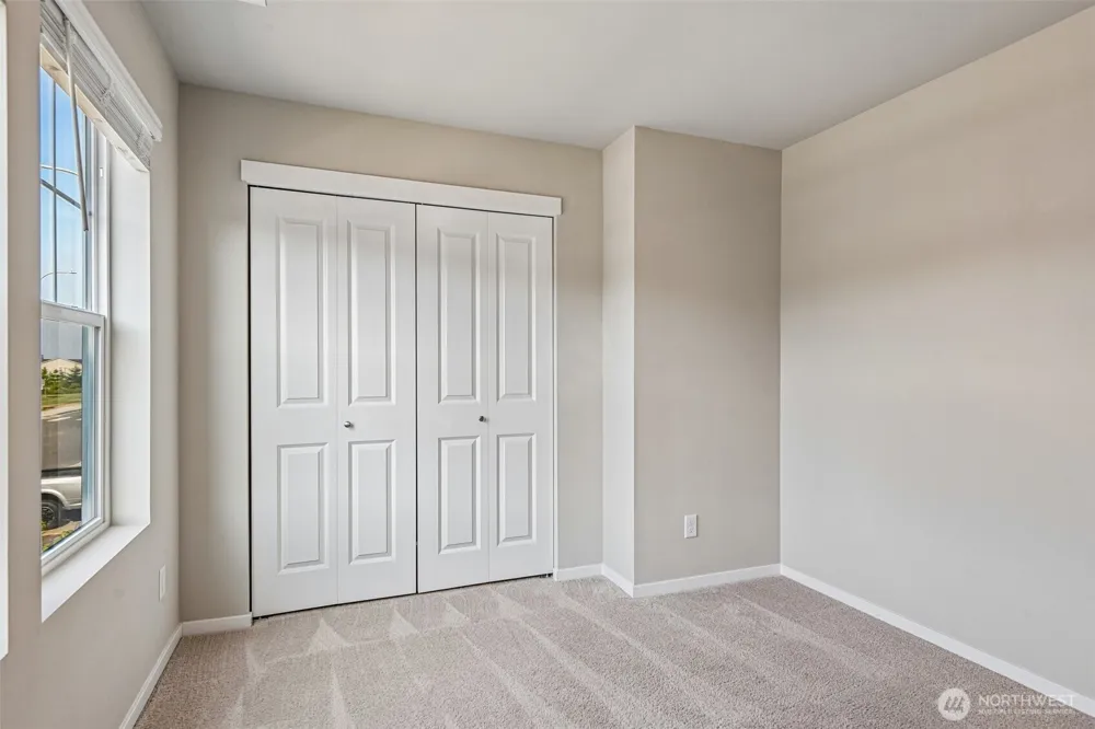 18910 Liberty Ridge Lane E Puyallup, WA 98374