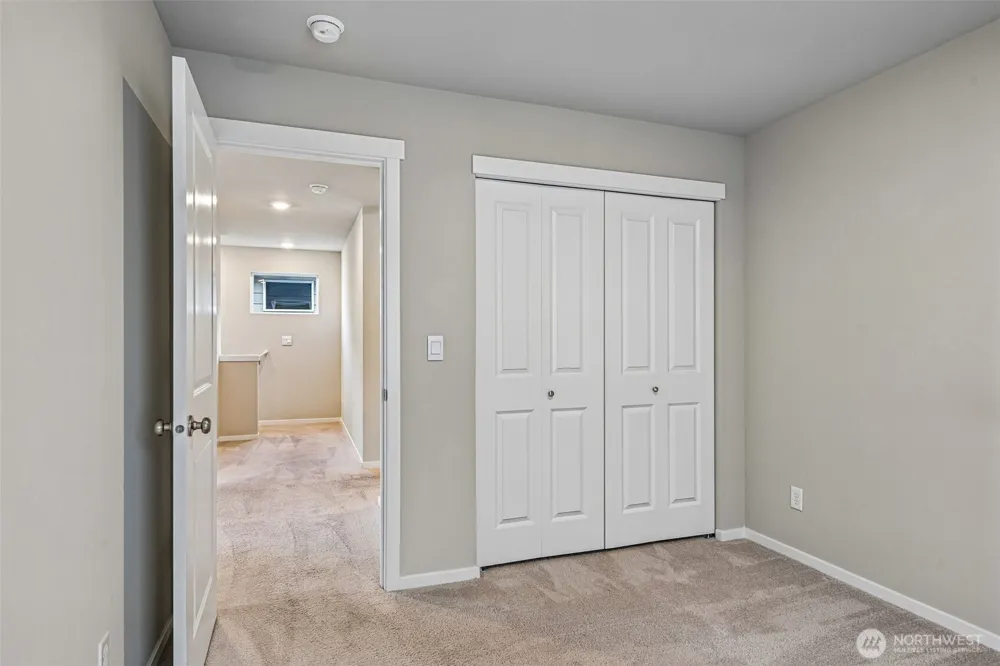 18910 Liberty Ridge Lane E Puyallup, WA 98374