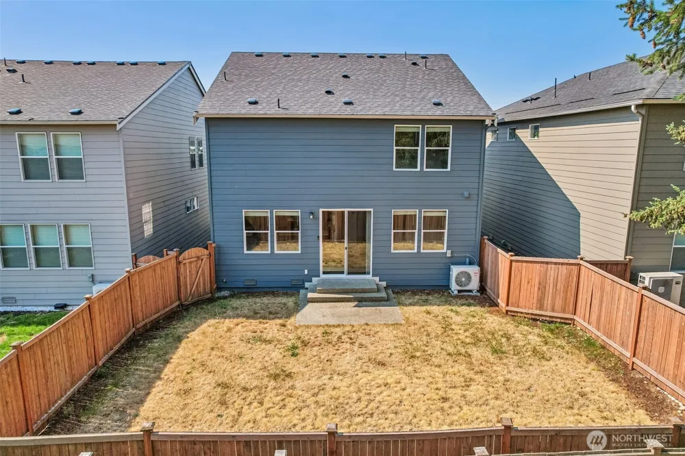 18910 Liberty Ridge Lane E Puyallup, WA 98374