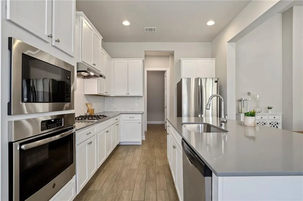 6905 Halesboro Drive Austin, TX 78736