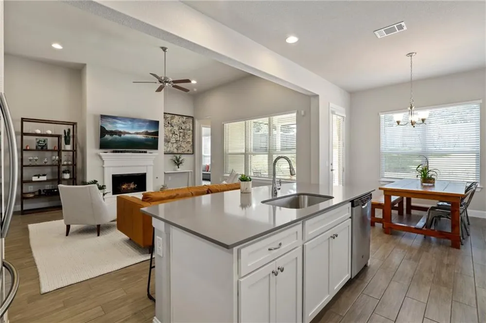 6905 Halesboro Drive Austin, TX 78736