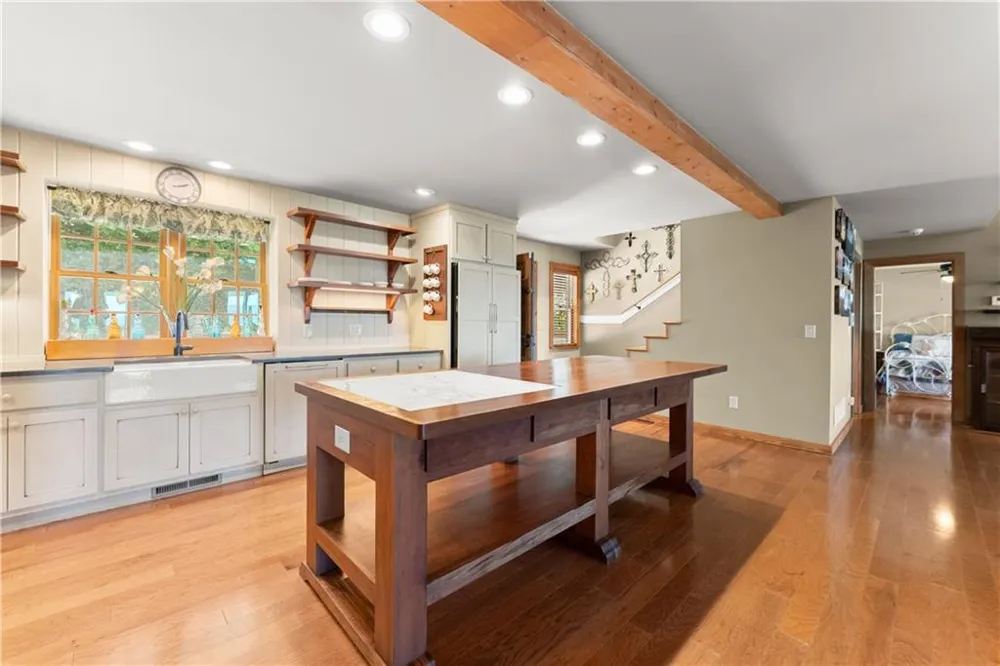 110 Yonah View Dahlonega, GA 30533