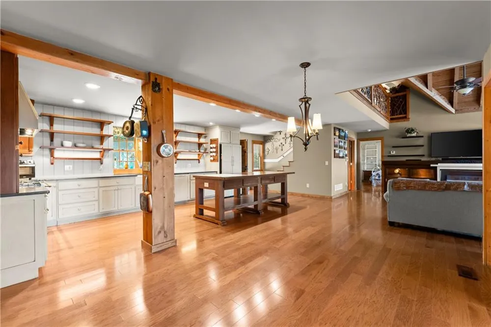 110 Yonah View Dahlonega, GA 30533