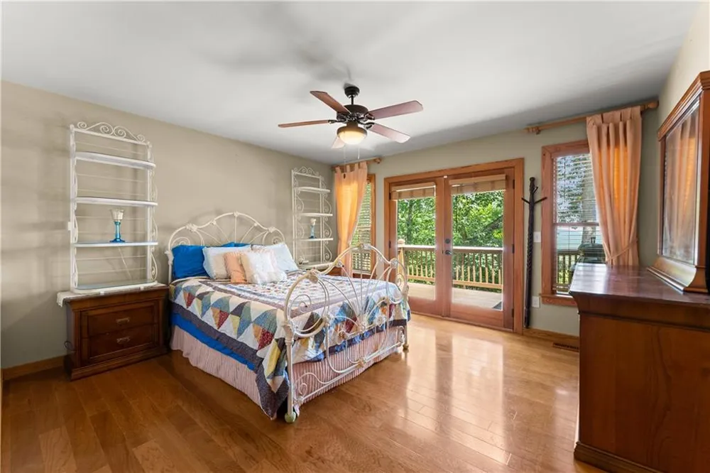 110 Yonah View Dahlonega, GA 30533