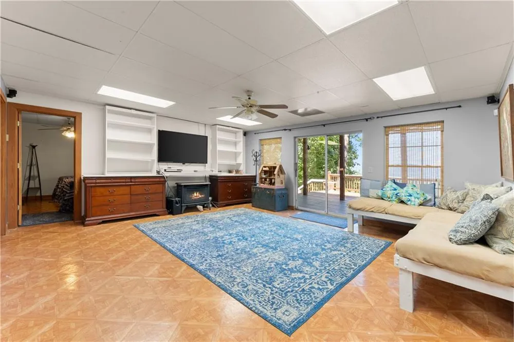 110 Yonah View Dahlonega, GA 30533
