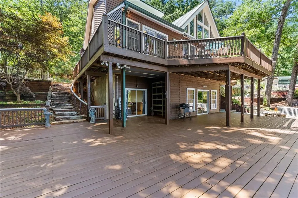 110 Yonah View Dahlonega, GA 30533