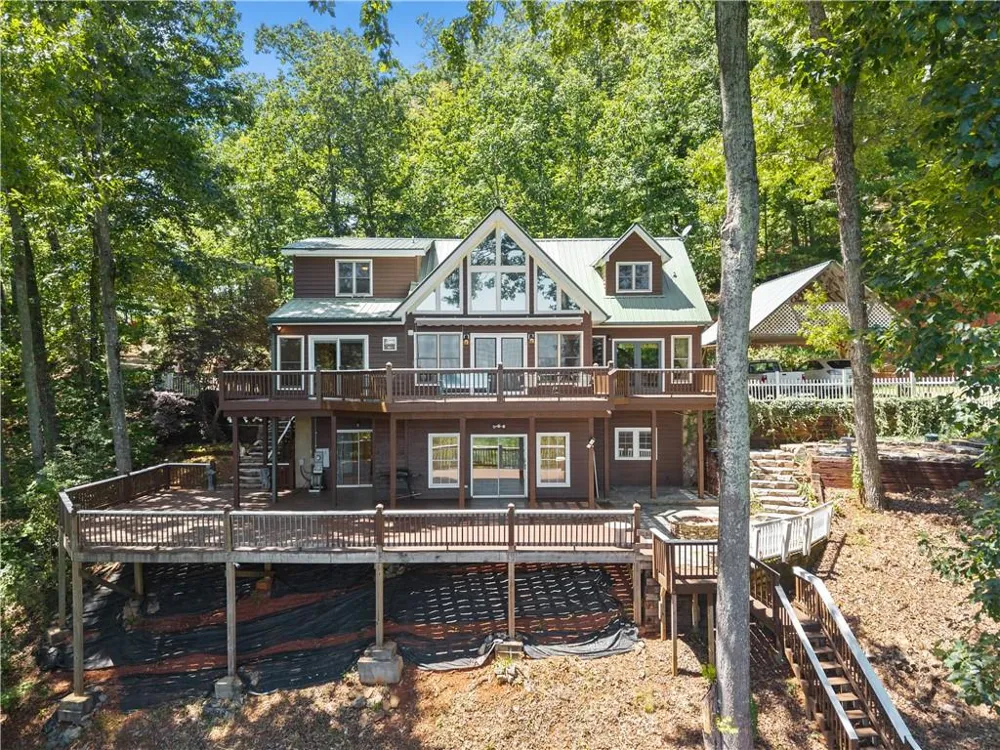 110 Yonah View Dahlonega, GA 30533