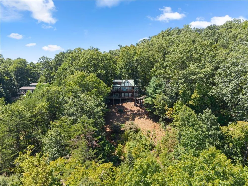 110 Yonah View Dahlonega, GA 30533