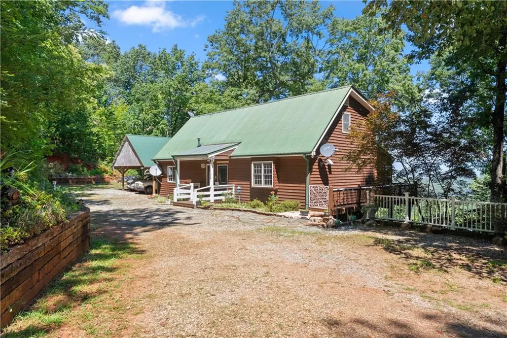 110 Yonah View Dahlonega, GA 30533