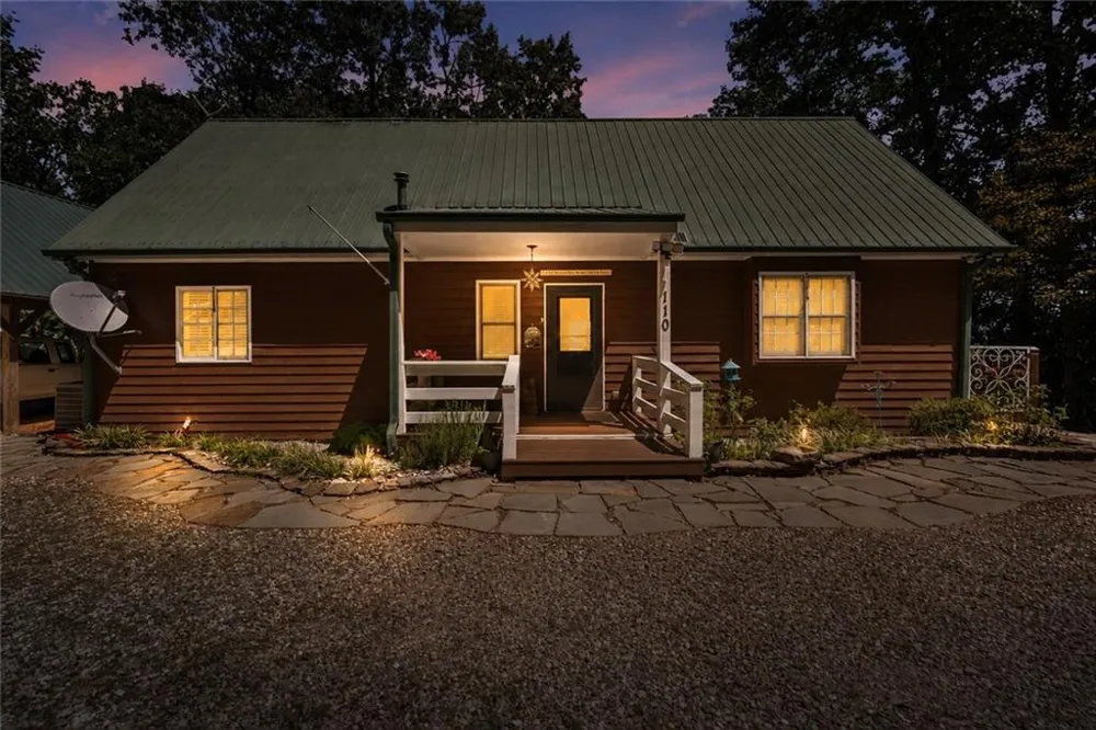 110 Yonah View Dahlonega, GA 30533