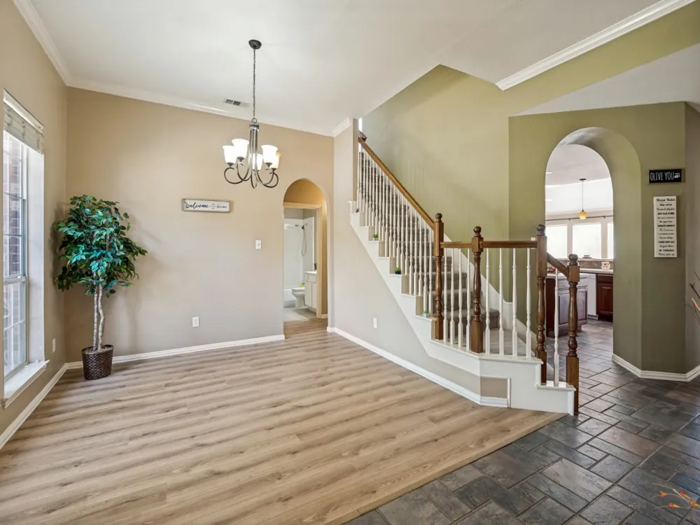 5908 Southmoor Lane The Colony, TX 75056