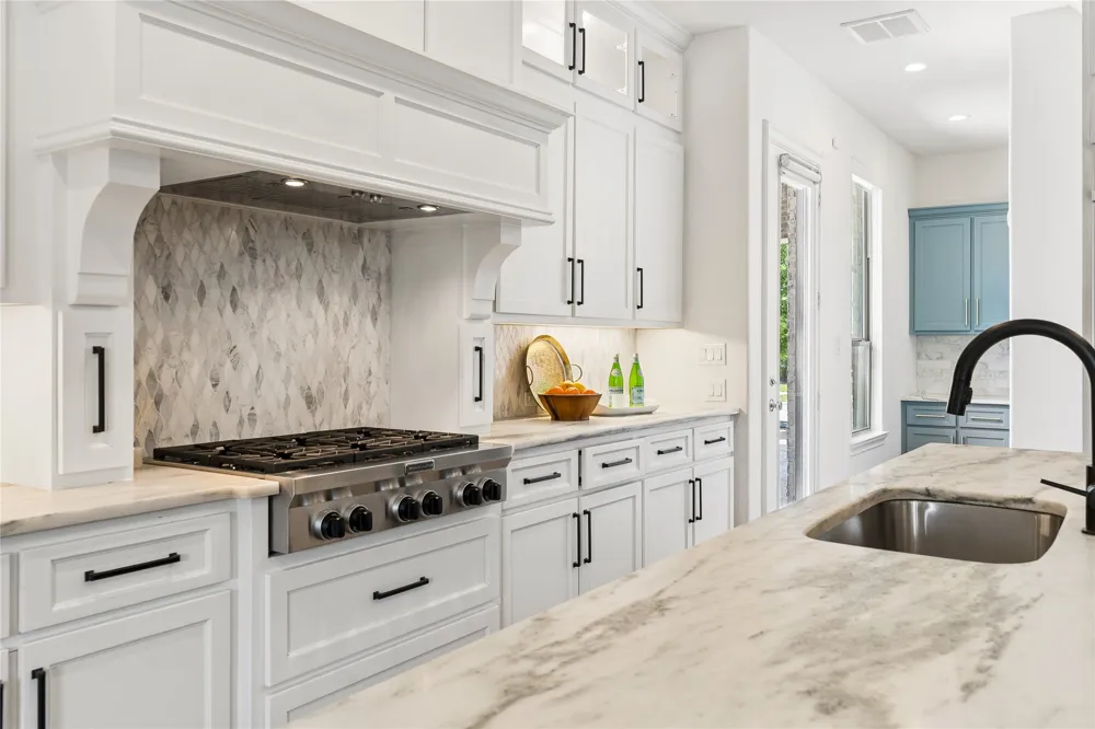 10215 Blackenhurst Lane Frisco, TX 75033