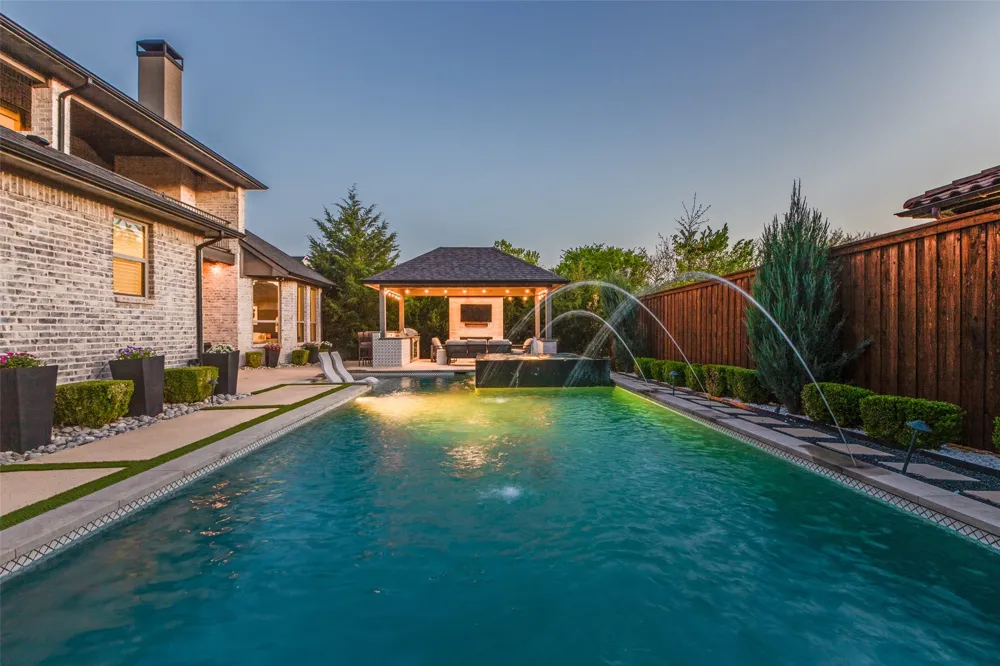 10215 Blackenhurst Lane Frisco, TX 75033
