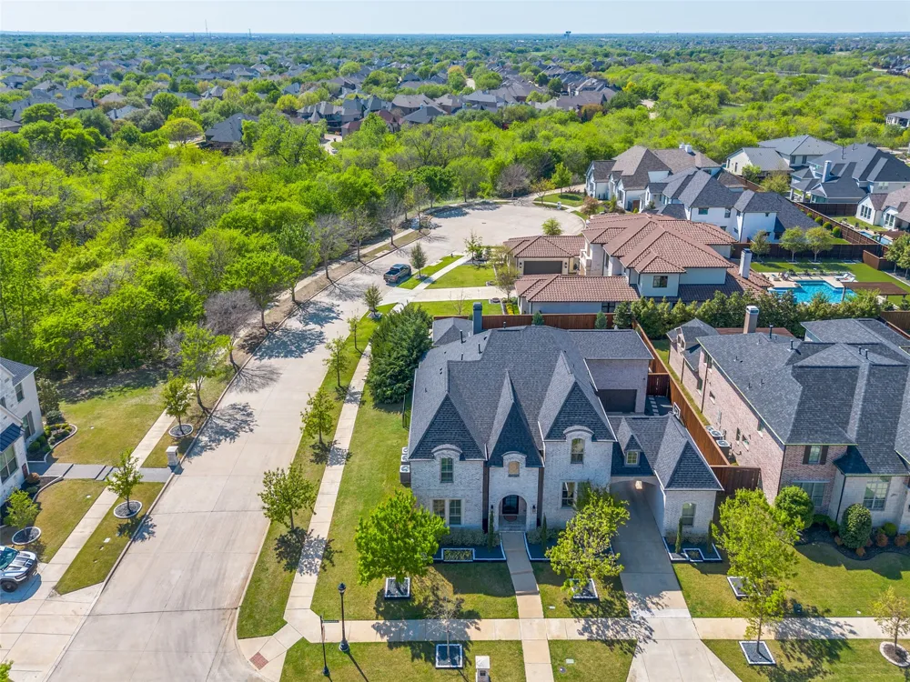 10215 Blackenhurst Lane Frisco, TX 75033