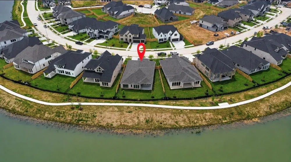 8706 Incandesce Rise Drive Richmond, TX 77406
