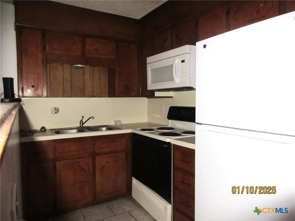 2904 Lake Road Killeen, TX 76543