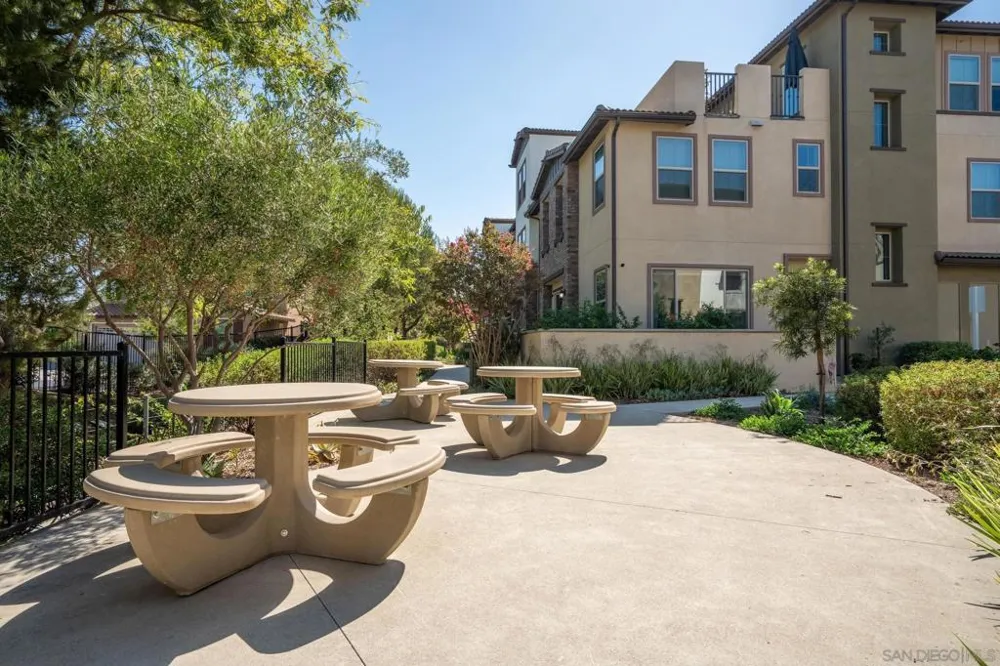 1832 Mesquite Way Oceanside, CA 92056