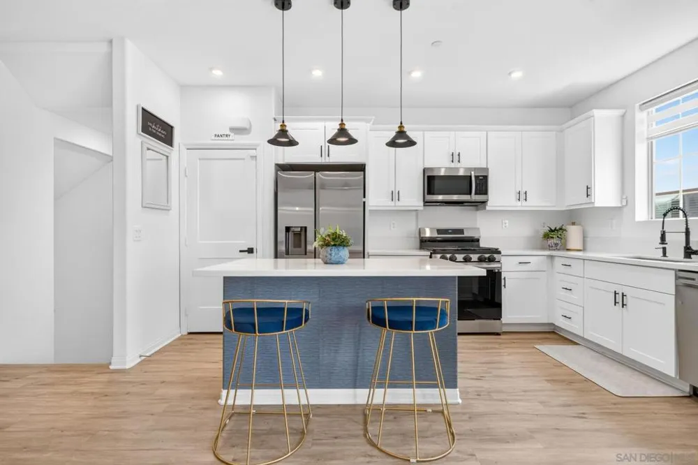 1832 Mesquite Way Oceanside, CA 92056