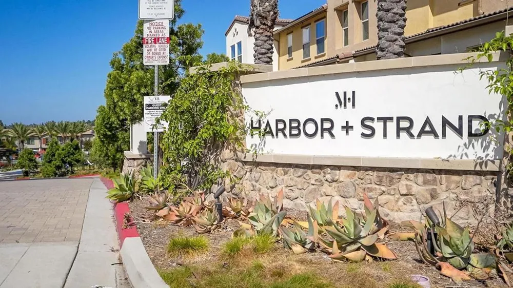 1832 Mesquite Way Oceanside, CA 92056