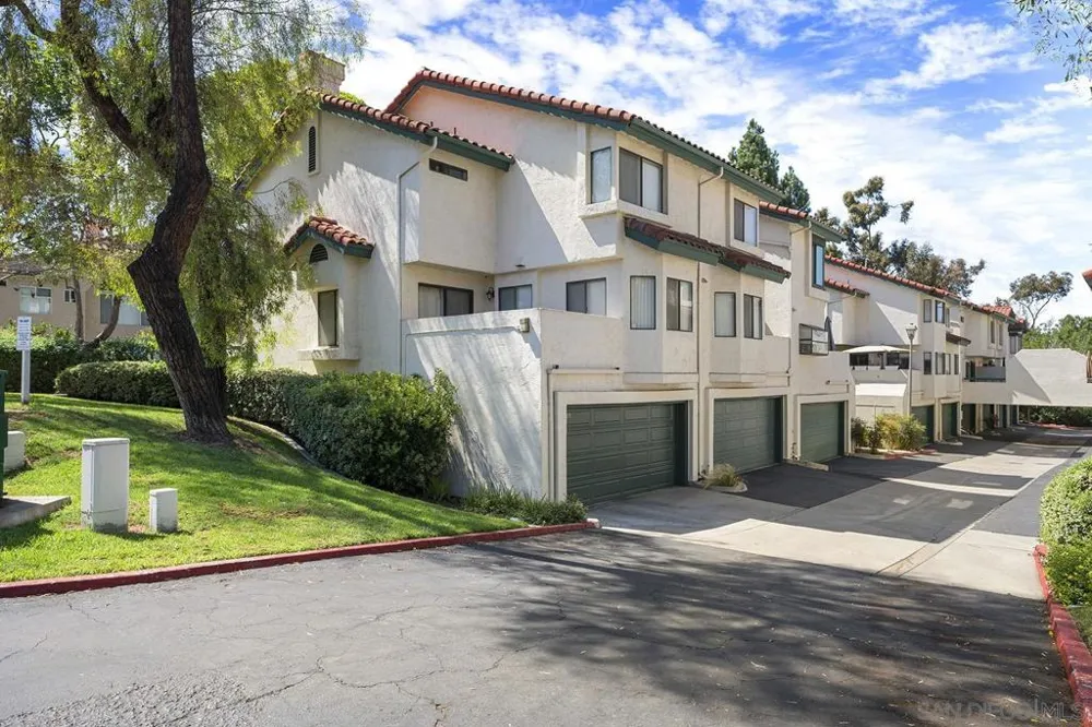 1415 Summit Drive Chula Vista, CA 91910