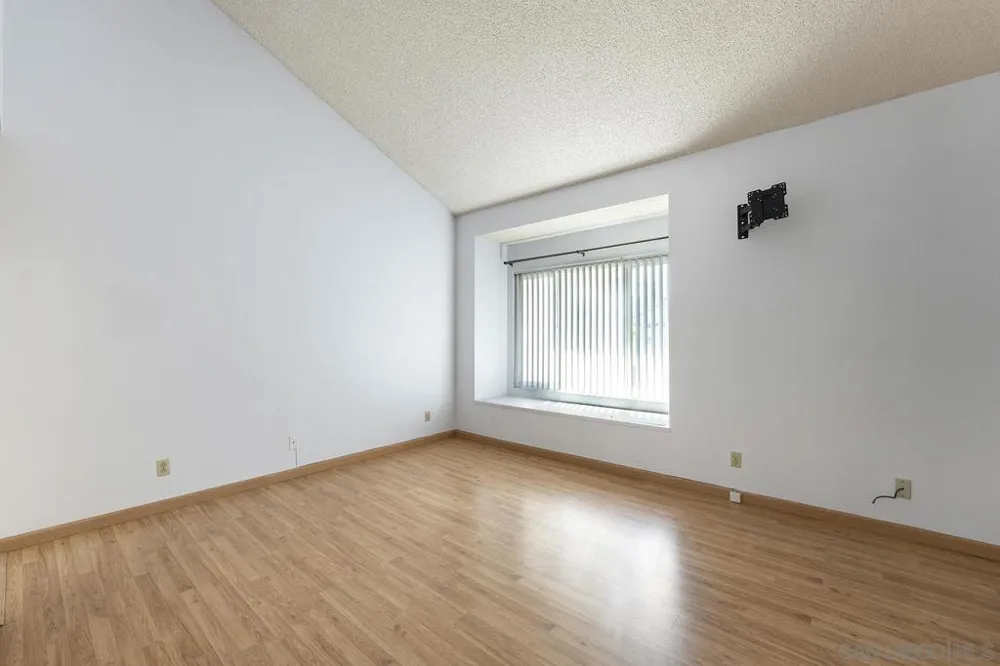 1415 Summit Drive Chula Vista, CA 91910