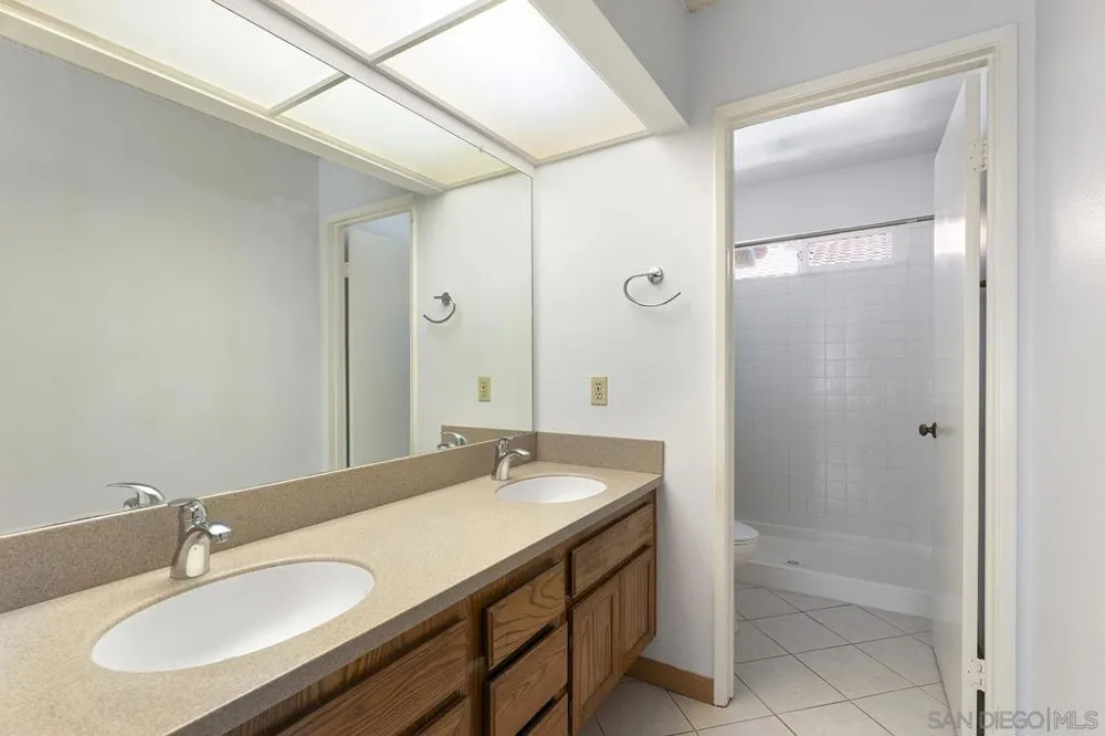 1415 Summit Drive Chula Vista, CA 91910