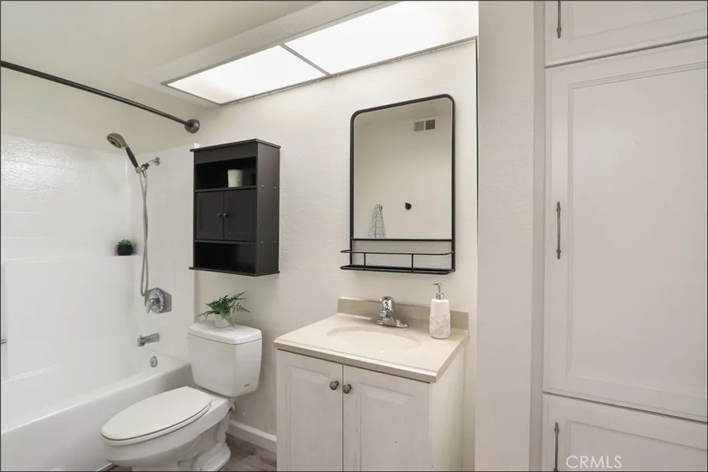 9 Hillrose Aliso Viejo, CA 92656