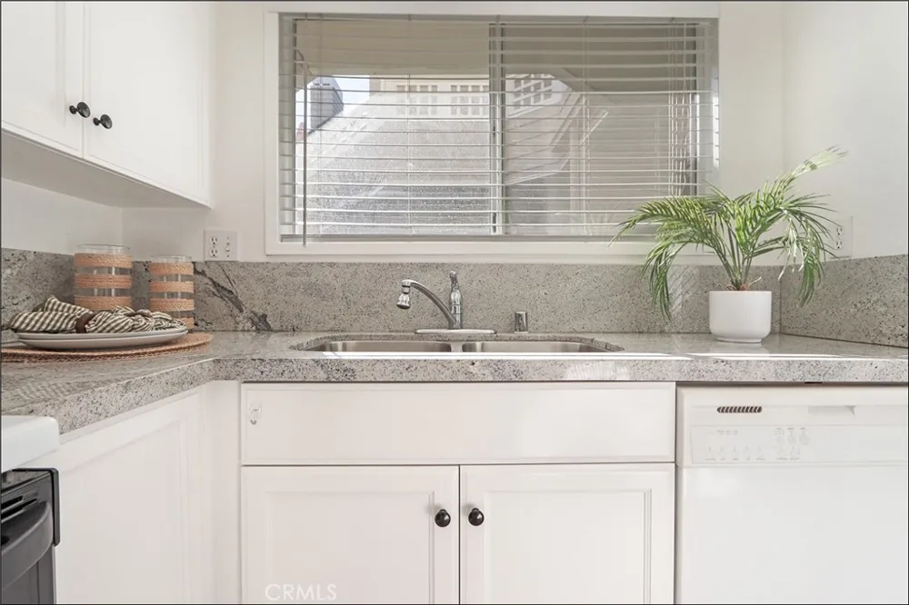 9 Hillrose Aliso Viejo, CA 92656