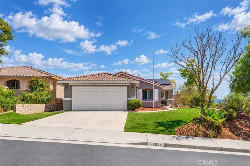 29204 Sunswept dr Lake Elsinore, CA 92530