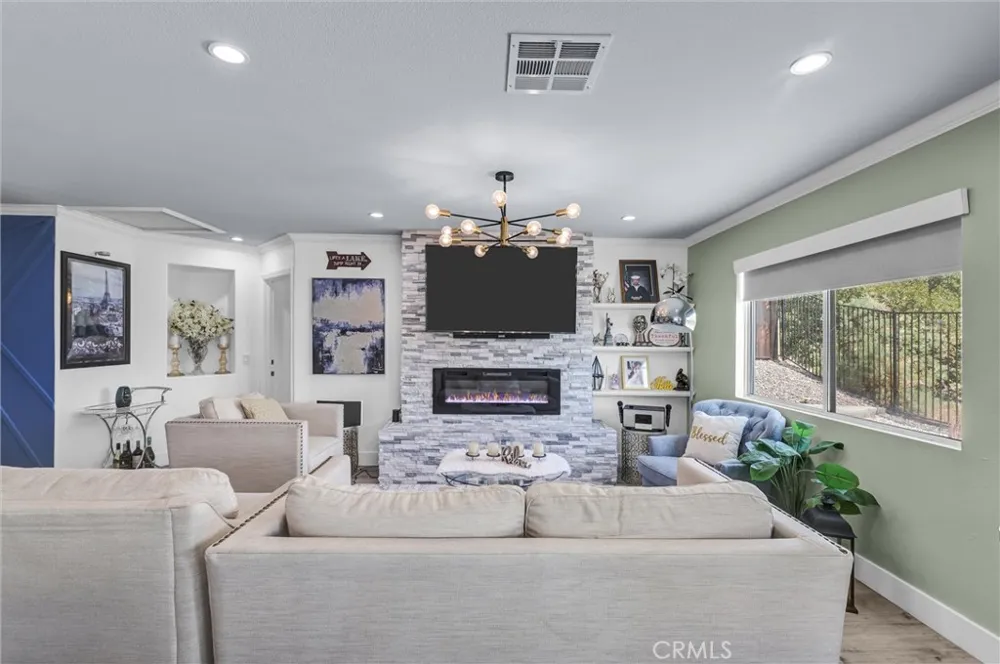 29204 Sunswept dr Lake Elsinore, CA 92530
