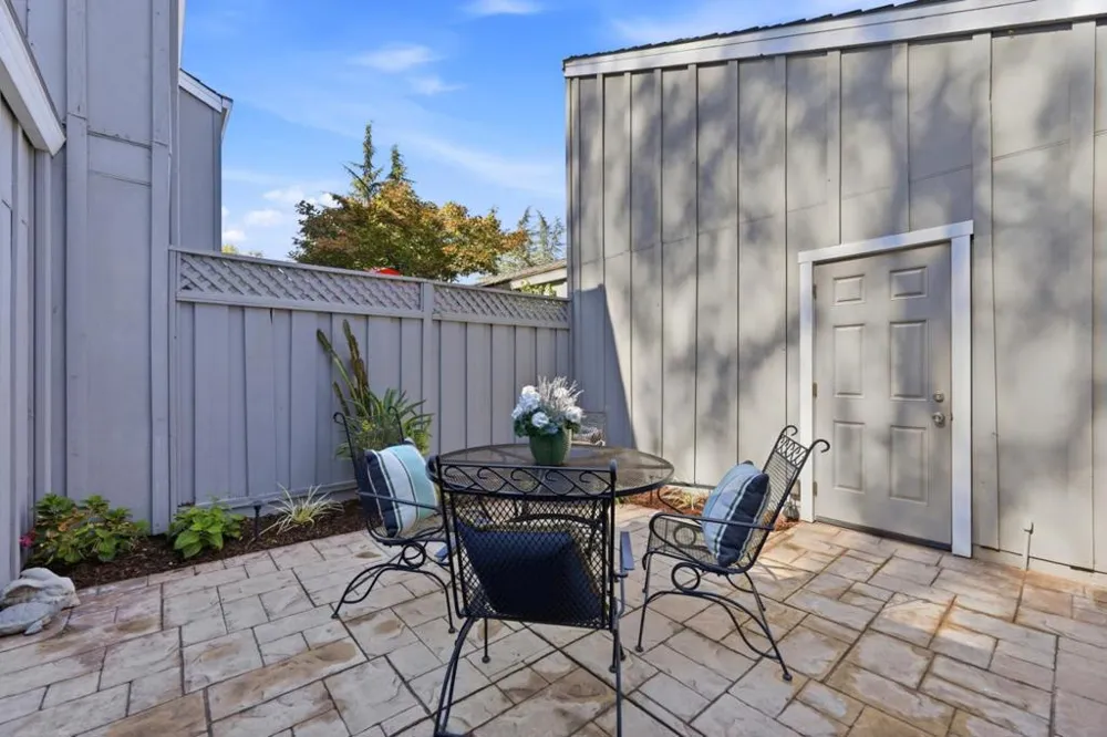 1102 Shenandoah Drive San Jose, CA 95125