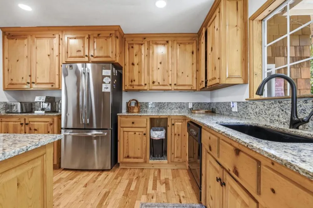 220 Miracle Lane Santa Cruz, CA 95060