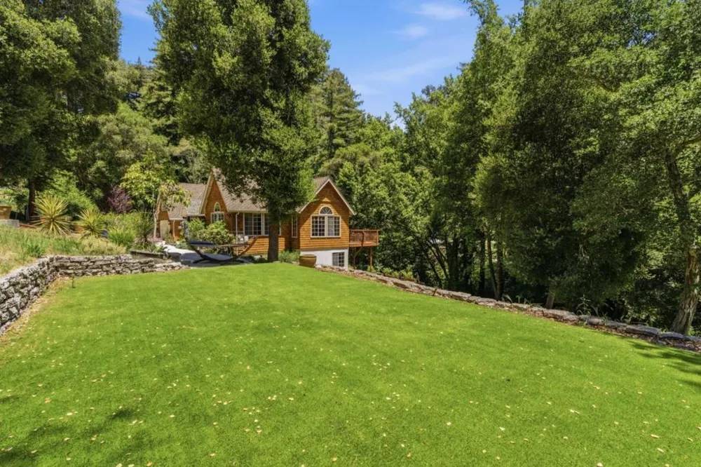 220 Miracle Lane Santa Cruz, CA 95060