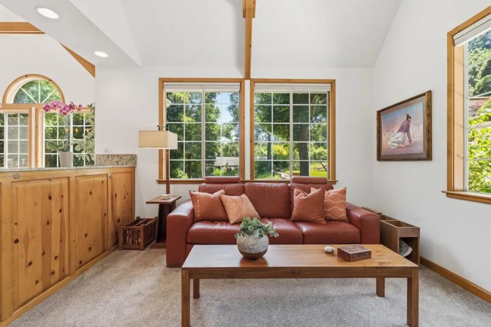 220 Miracle Lane Santa Cruz, CA 95060