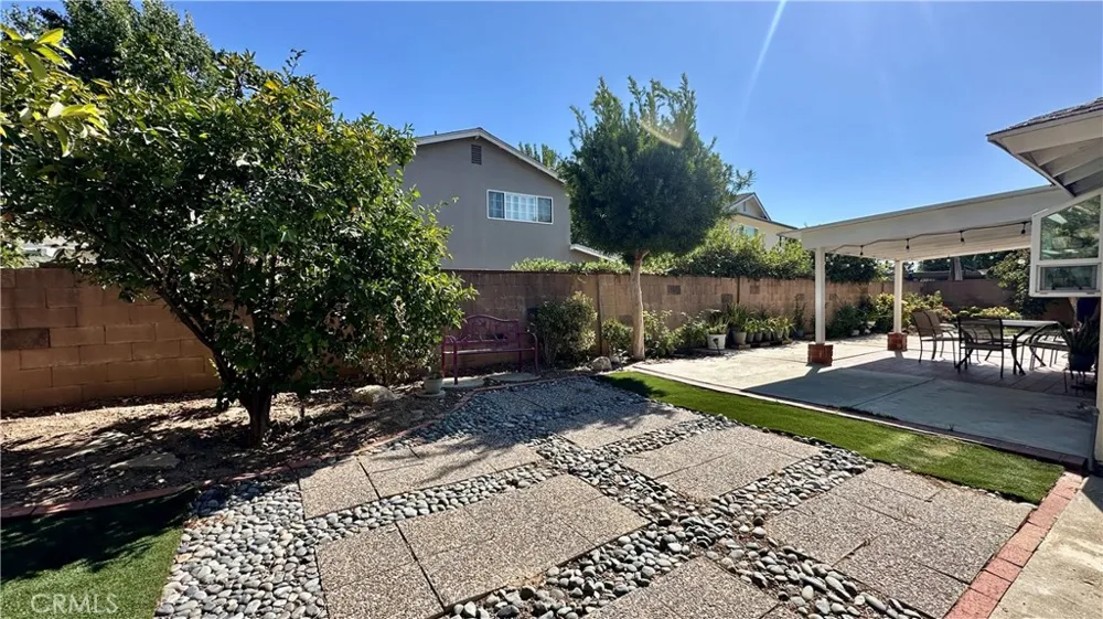 19318 Nashville Street Porter Ranch, CA 91326