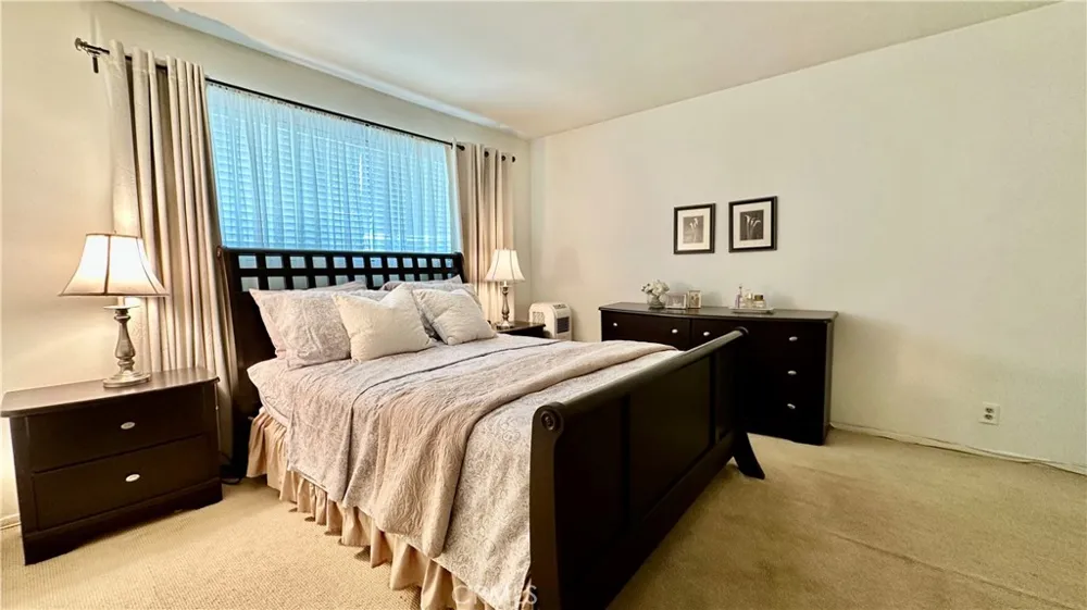 19318 Nashville Street Porter Ranch, CA 91326