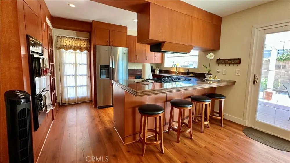 19318 Nashville Street Porter Ranch, CA 91326