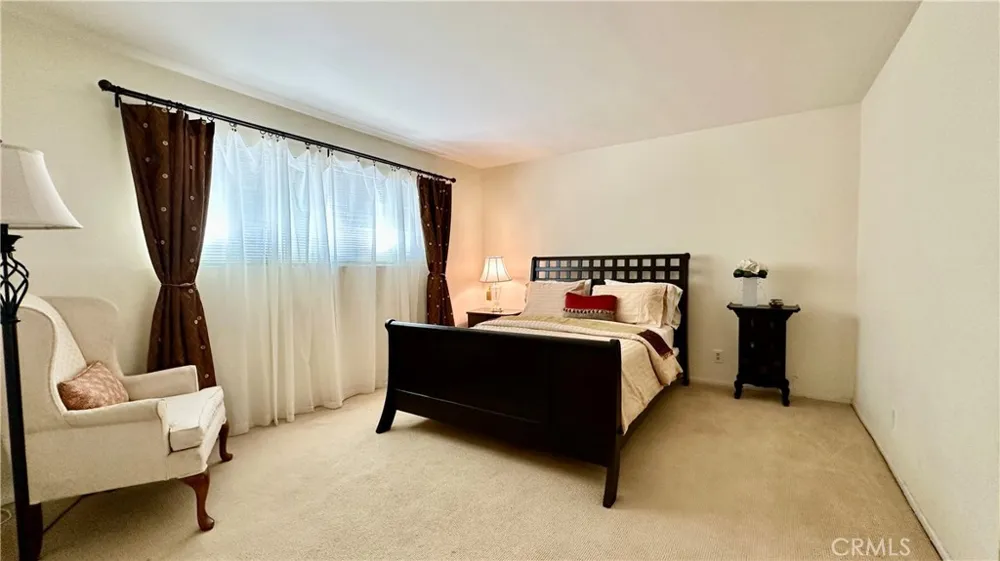 19318 Nashville Street Porter Ranch, CA 91326