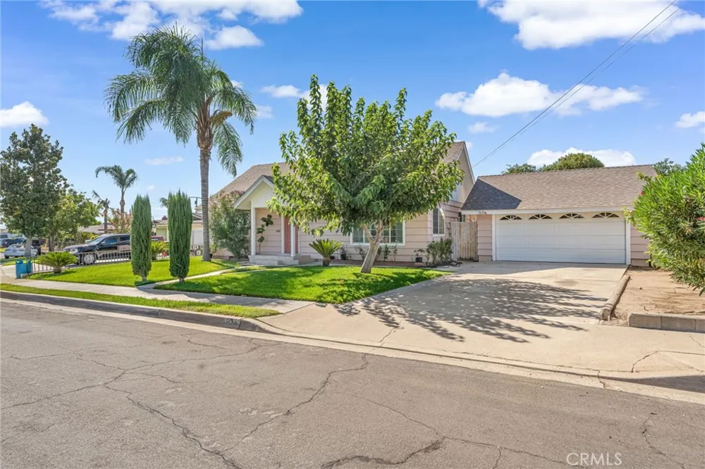 535 E Valencia Street Rialto, CA 92376