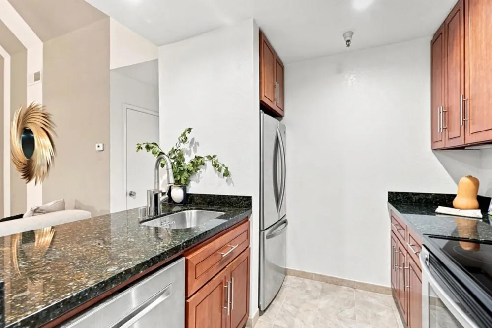 3183 Wayside Plaza #315 Walnut Creek, CA 94597