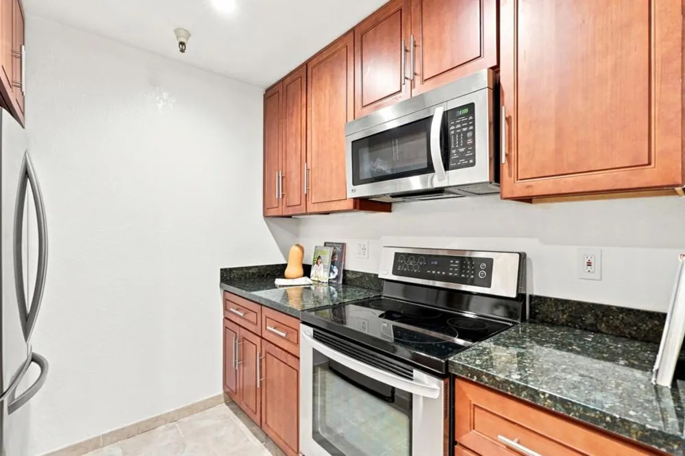 3183 Wayside Plaza #315 Walnut Creek, CA 94597