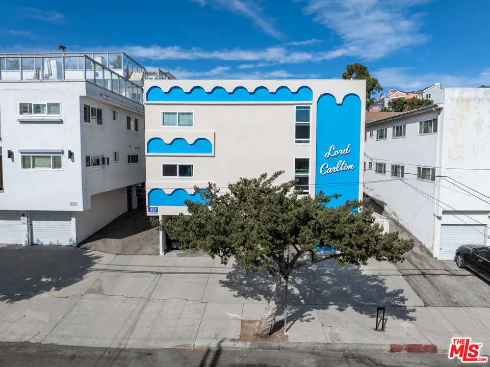 2435 3rd Street #1 Santa Monica, CA 90405