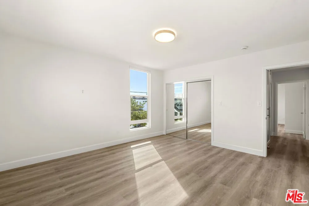 2435 3rd Street #1 Santa Monica, CA 90405